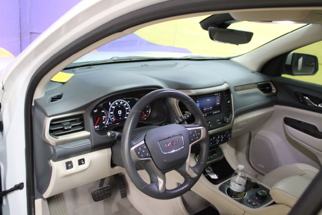 Used 2020 GMC Acadia Denali w/ GMC Pro Grade Package AWD/4WD image 15