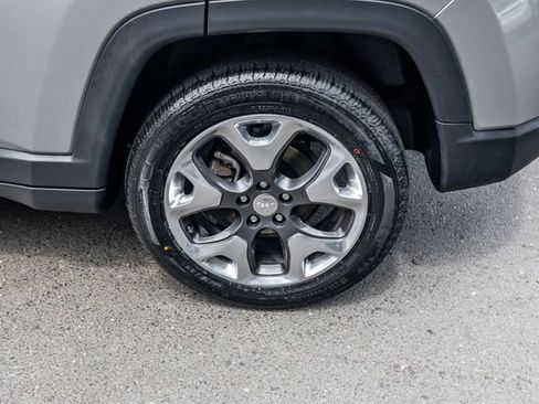Used 2019 Jeep Compass Limited AWD/4WD image 13