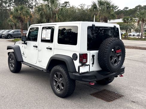 Used 2018 Jeep Wrangler Unlimited Rubicon image 30