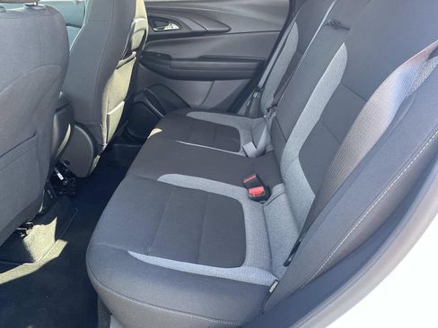 Used 2025 Chevrolet TrailBlazer LT w/ Convenience Package image 13