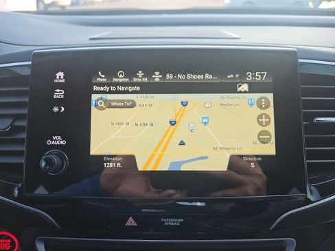 Certified 2021 Honda Pilot Touring image 27