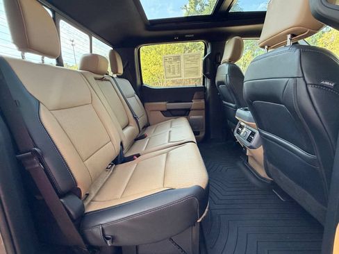 Used 2026 Ford F350 Lariat w/ Lariat Premium Package AWD/4WD image 8