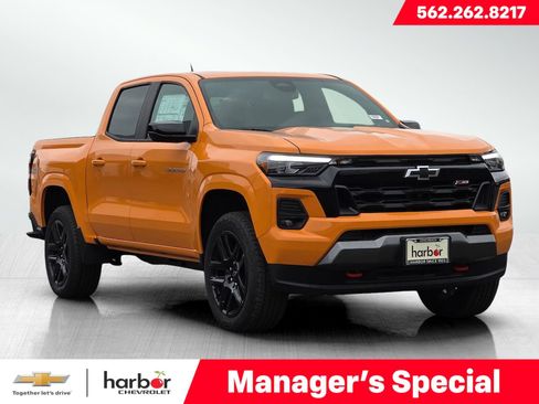 New 2025 Chevrolet Colorado Z71 w/ Technology Package AWD/4WD image 1