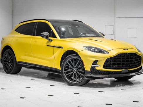 Used 2025 Aston Martin DBX 707 image 46