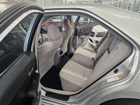 Used 2012 Toyota Camry LE image 10