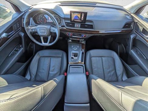 Used 2020 Audi Q5 2.0T Premium w/ Convenience Package image 19