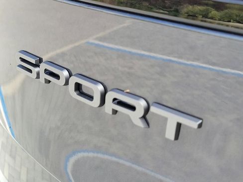 New 2026 Land Rover Range Rover Sport SE image 10
