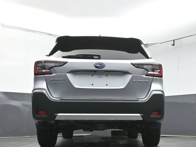 Used 2025 Subaru Outback Limited w/ Popular Package #2 AWD/4WD image 39