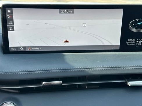 Used 2023 Genesis GV70 2.5T w/ Sport Prestige Package image 25