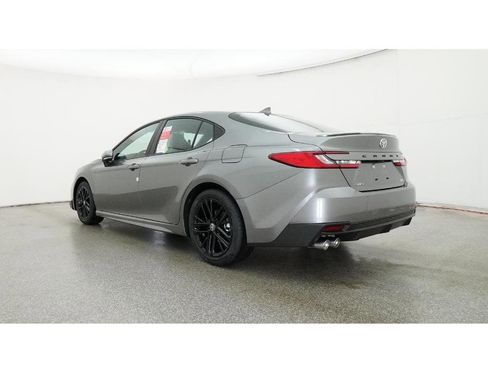 New 2026 Toyota Camry SE image 21