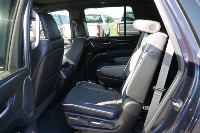 Used 2024 Cadillac Escalade Sport w/ LPO, ONYX Package AWD/4WD image 27