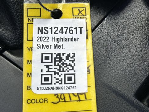 Used 2022 Toyota Highlander XSE image 35