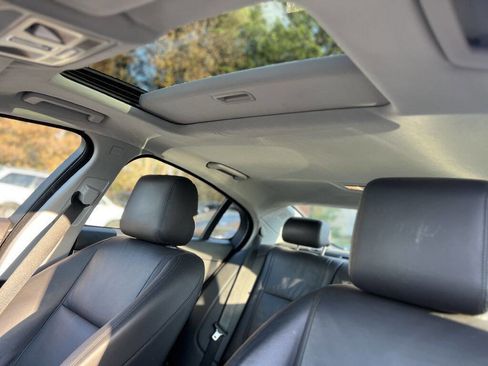 Used 2014 Jaguar XF 3.0 image 13