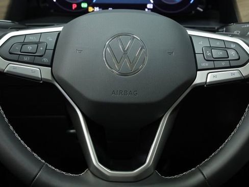 New 2026 Volkswagen Atlas SE FWD image 13