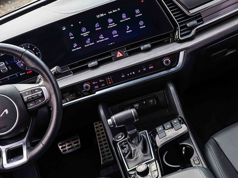 Certified 2025 Kia Sportage X-Pro image 19