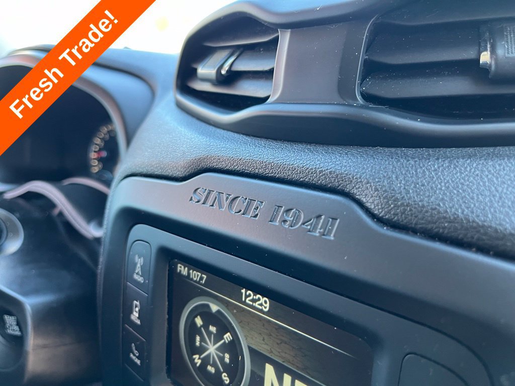 Used 2017 Jeep Renegade Latitude FWD image 37