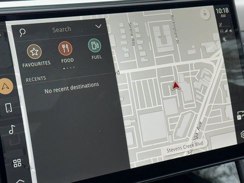 New 2025 Jaguar F-PACE R-Dynamic S image 19