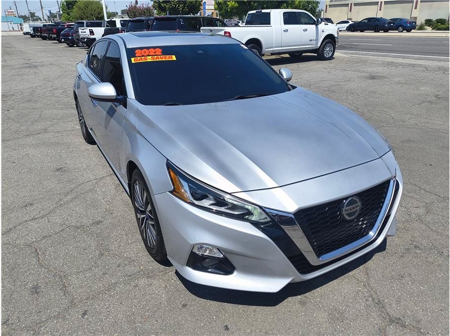 Used 2022 Nissan Altima 2.5 SL FWD image 3