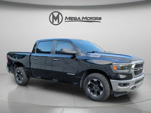 Used 2019 RAM 1500 Big Horn RWD image 10
