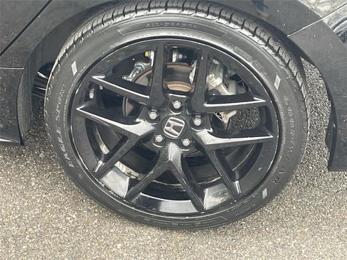 Used 2024 Honda Civic Sport image 11