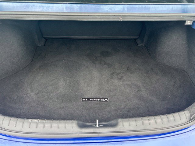 Used 2022 Hyundai Elantra SEL w/ Cargo Package FWD image 14
