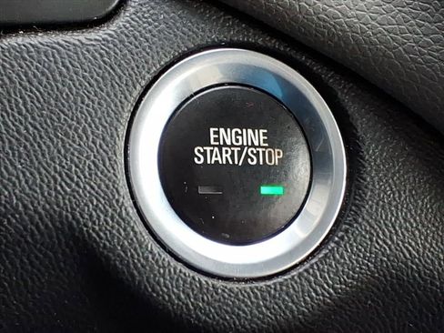 Used 2019 Chevrolet Equinox LT w/ Driver Convenience Package image 22