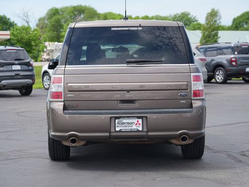 Used 2019 Ford Flex SEL AWD/4WD image 4