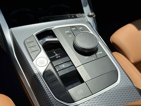 Used 2026 BMW M440i RWD image 19