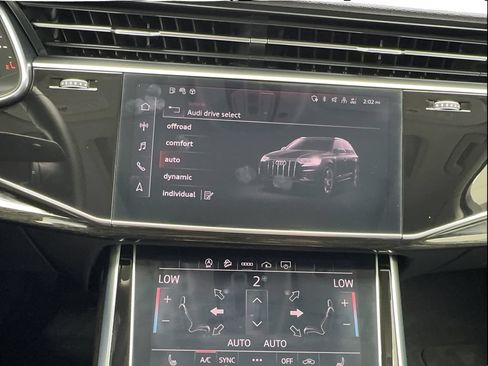 Used 2023 Audi Q7 2.0T Premium w/ Convenience Package AWD/4WD image 53