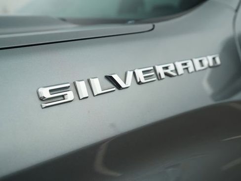 Used 2022 Chevrolet Silverado 1500 LT image 35