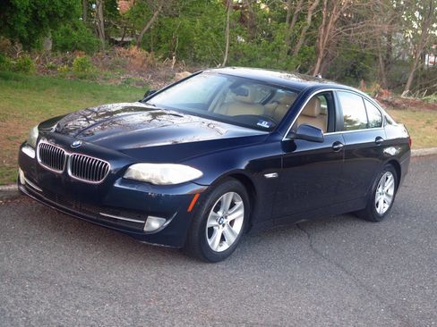 Used 2013 BMW 528i xDrive Sedan AWD/4WD image 27