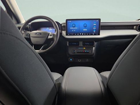 New 2025 Ford Maverick XLT w/ XLT Luxury Package image 19