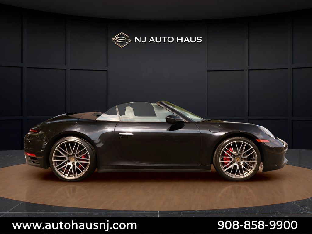 Used 2021 Porsche 911 Carrera RWD image 14