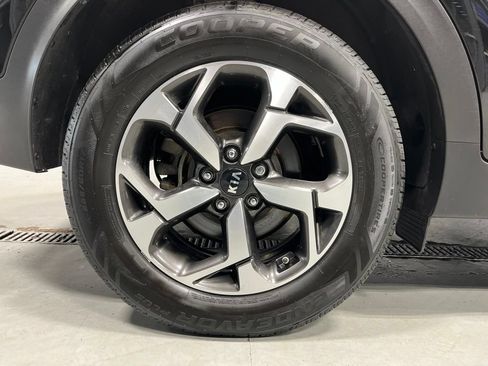 Used 2022 Kia Sportage LX AWD/4WD image 36