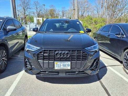Used 2025 Audi Q3 2.0T Premium w/ Convenience Package AWD/4WD image 2
