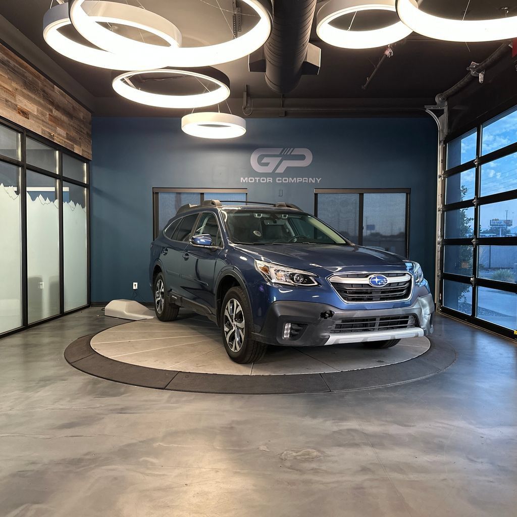 Used 2020 Subaru Outback Limited w/ Popular Package #2 AWD/4WD image 1