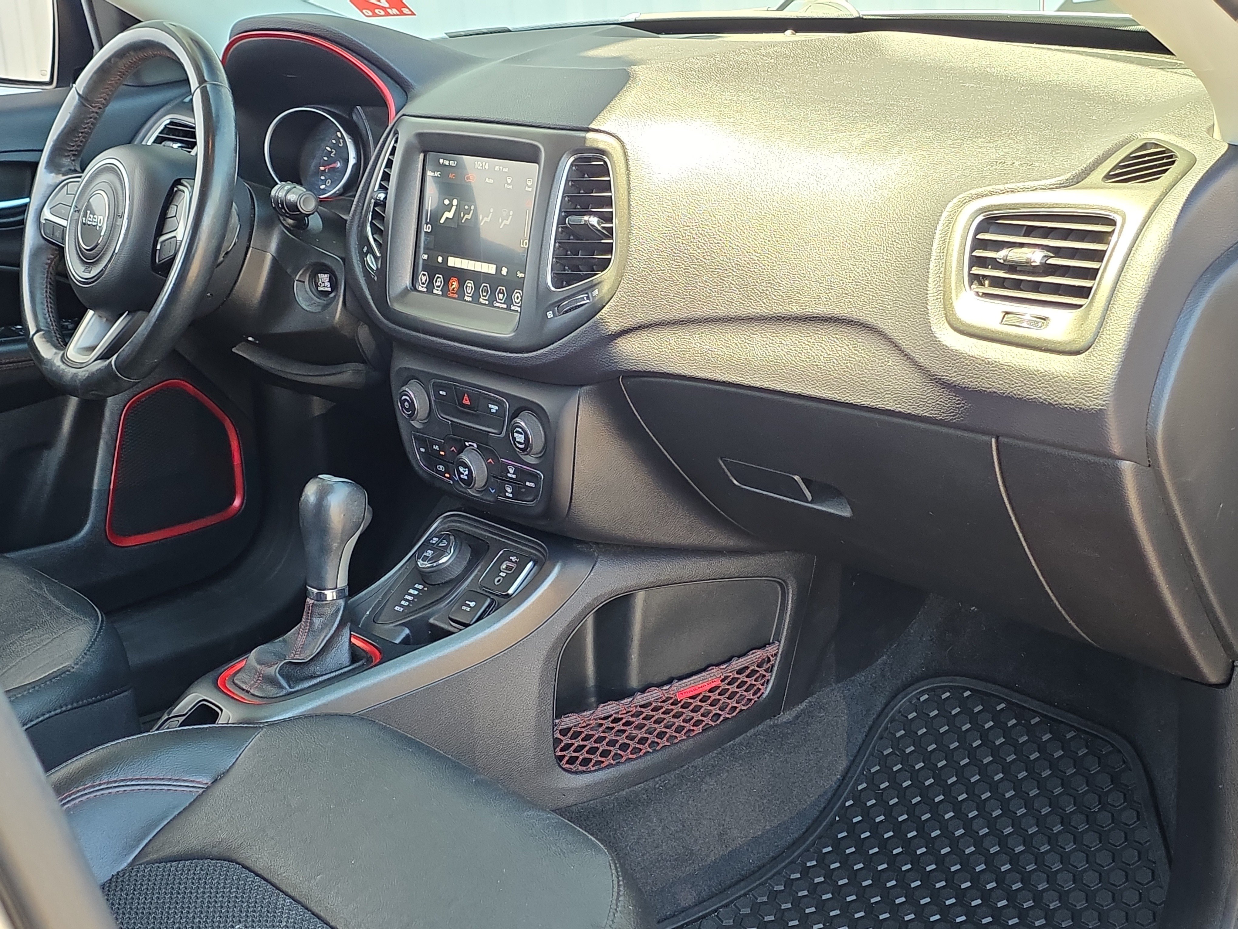 Used 2019 Jeep Compass Trailhawk AWD/4WD image 29