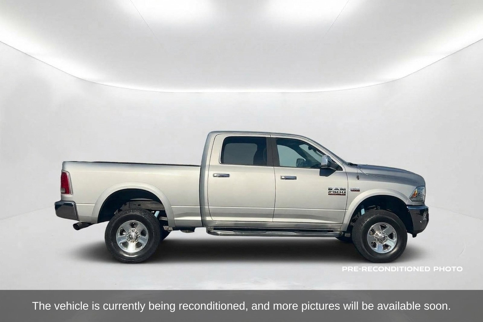Used 2016 RAM 2500 Power Wagon Laramie AWD/4WD image 4