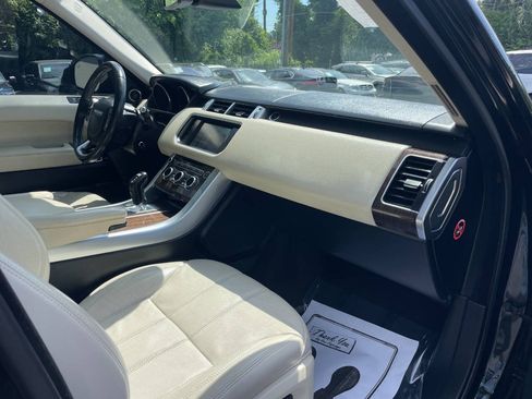 Used 2015 Land Rover Range Rover Sport HSE AWD/4WD image 12