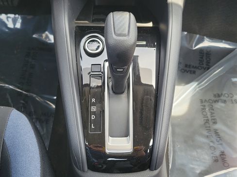 New 2025 Nissan Versa SV w/ Trunk Package FWD image 25