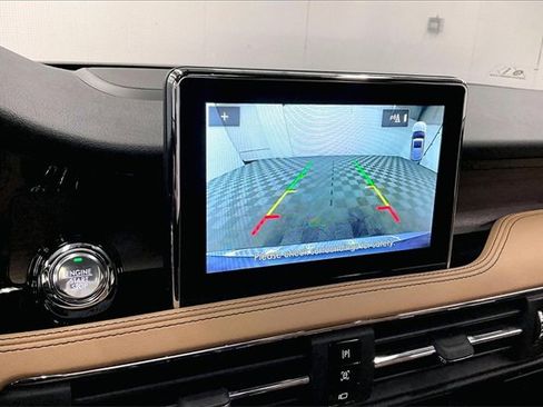 Used 2022 Lincoln Corsair Reserve w/ Luxury Package image 27