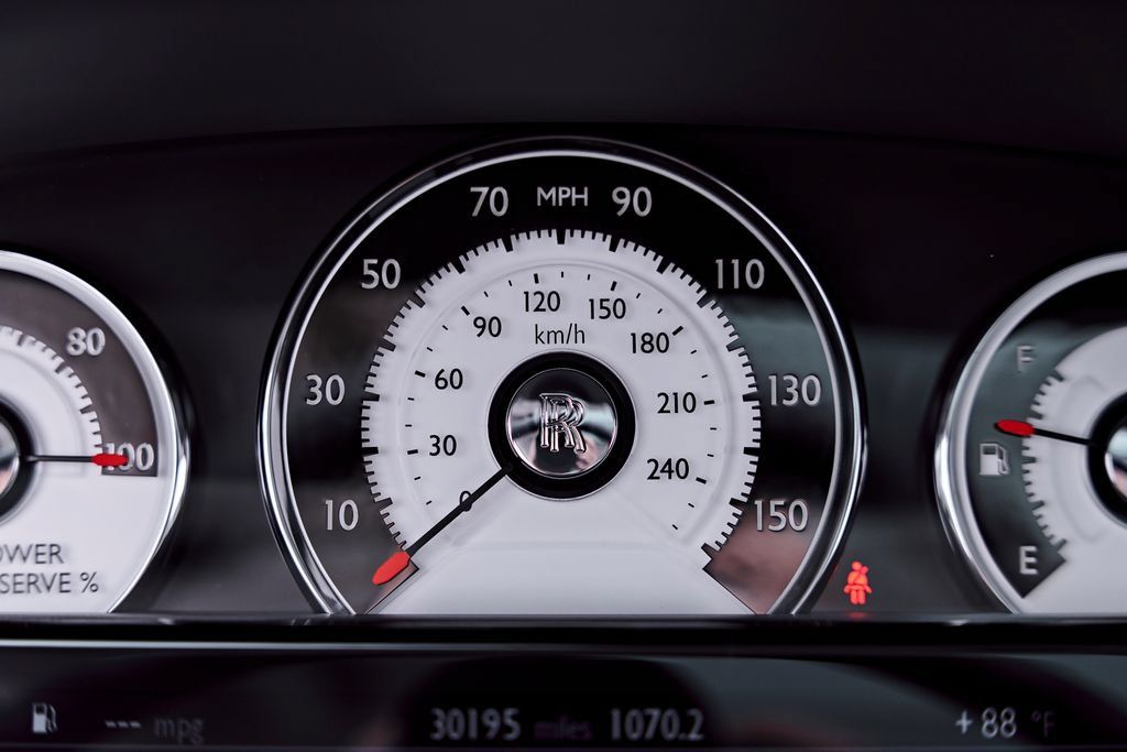 Used 2014 Rolls-Royce Wraith RWD image 68