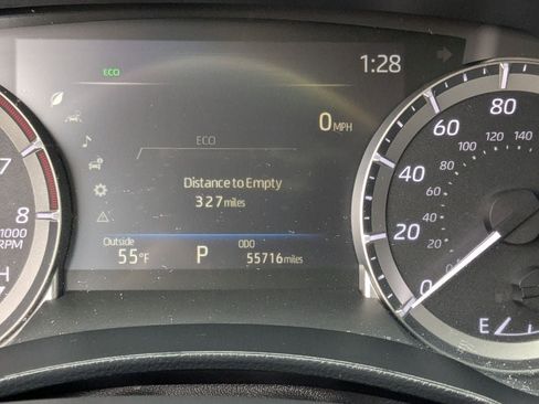 Used 2024 Toyota Highlander LE image 16