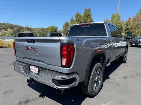 New 2025 GMC Sierra 2500 SLE w/ SLE Value Package; AWD/4WD image 4