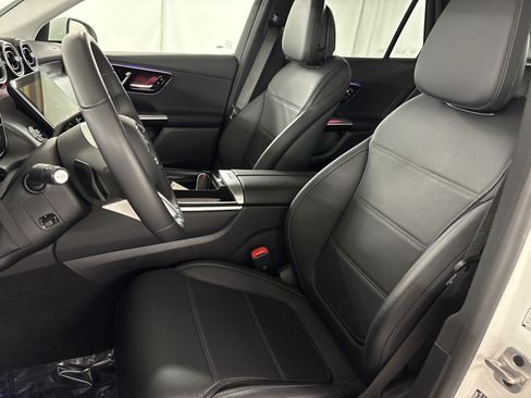 Certified 2025 Mercedes-Benz GLC 350e 4MATIC image 5