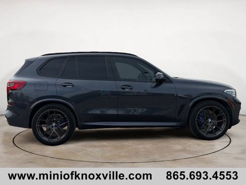 Used 2019 BMW X5 xDrive50i w/ M Sport Package image 2