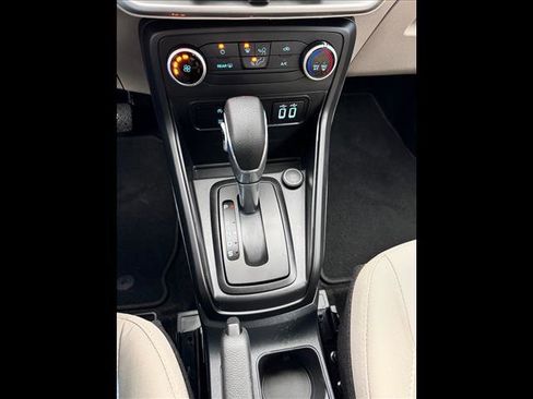 Used 2022 Ford EcoSport S image 12