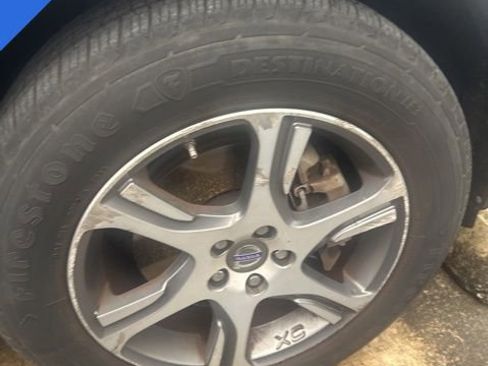 Used 2014 Volvo XC60 T6 image 28