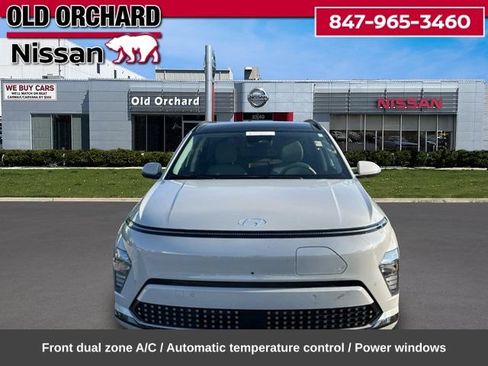 Used 2024 Hyundai Kona Limited FWD image 2
