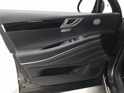 Used 2026 Genesis GV80 2.5T AWD/4WD image 10